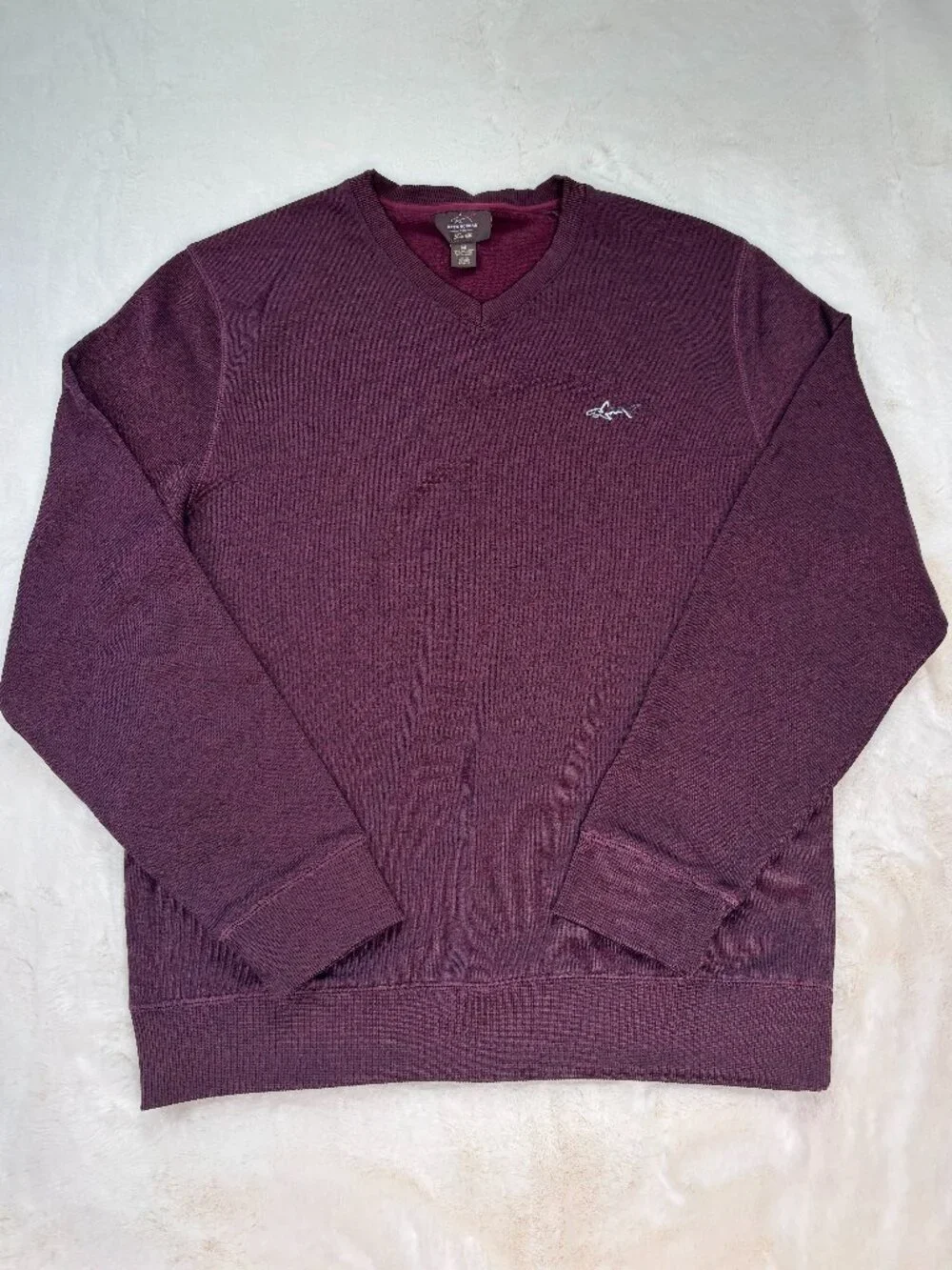 Greg Norman for Tasso Ella Men's Heathered Burgundy/Maroon V-Neck Pullover